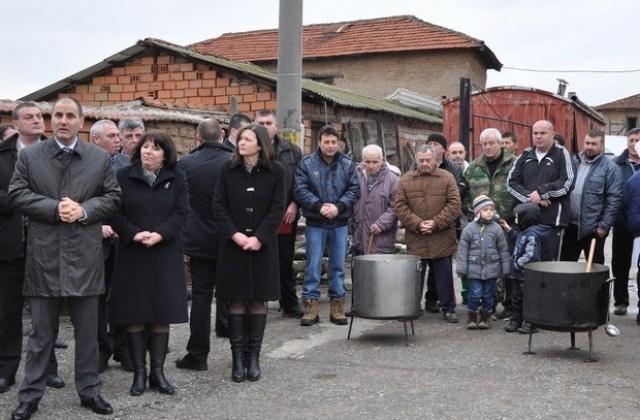 Година след потопа в Бисер още се питат каква е причината за наводнението