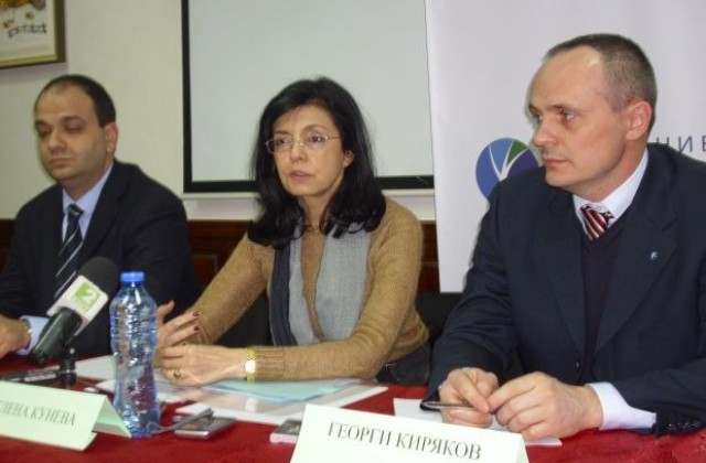 Кунева вещае катастрофа за ГЕРБ