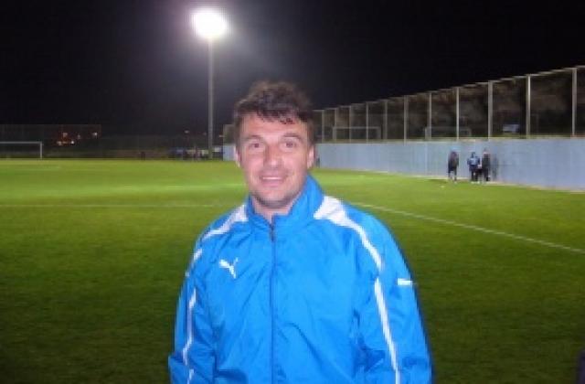 Левски тренира без Йовов и Ели