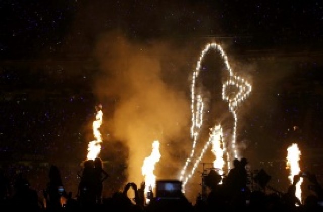 Кой спря тока на Супербоул?! Оневиниха Бийонсе и продължават да нищят случая