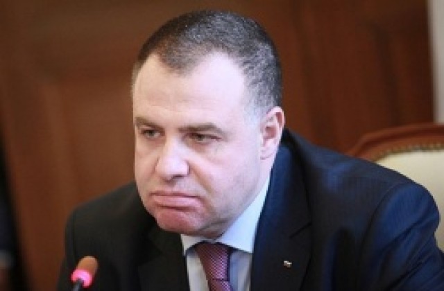 Ресторантите ще изхвърлят храни в специални контейнери