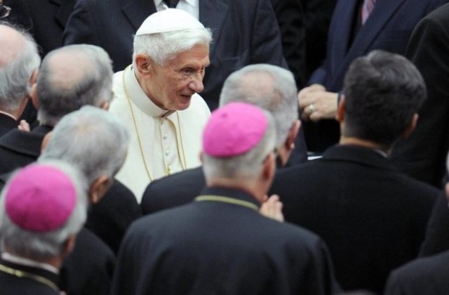 Папа Бенедикт ХVІ приел покана да посети България догодина
