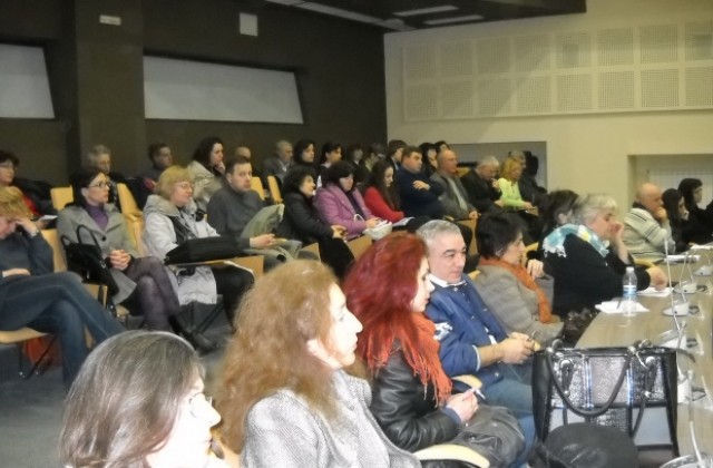 Образование, социални дейности, инфраструктура-приоритети в проекта за бюджет 2013