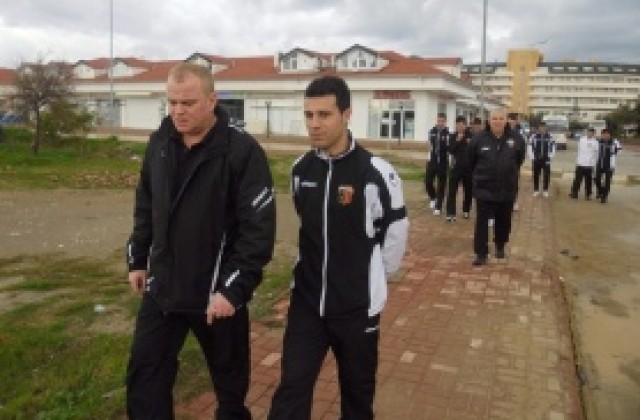 Изпълнителният директор на Локо Пд пристигна в Алания