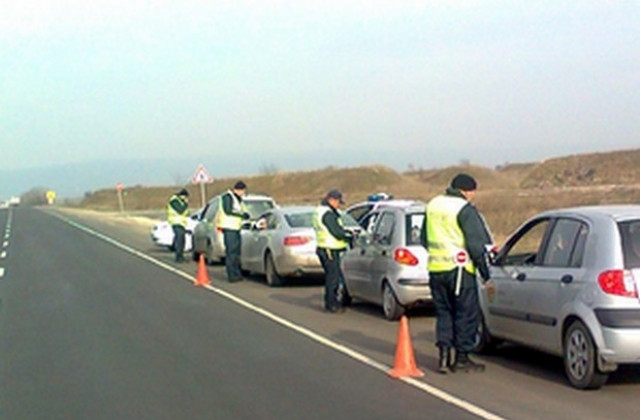 110 автомобила проверени при масова проверка в Стралджа