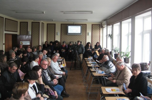 В Мездра обсъдиха изпълнението на Бюджет 2012 и Проектобюджет 2013