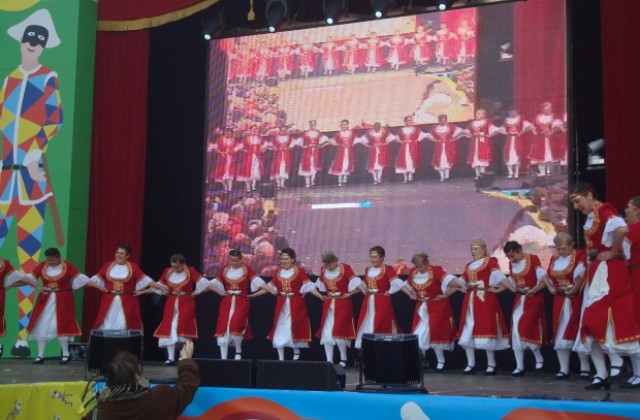 Общинският фолклорен състав се завърна от Карнавала във Венеция