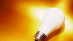 Защо сметките за ток са толкова високи