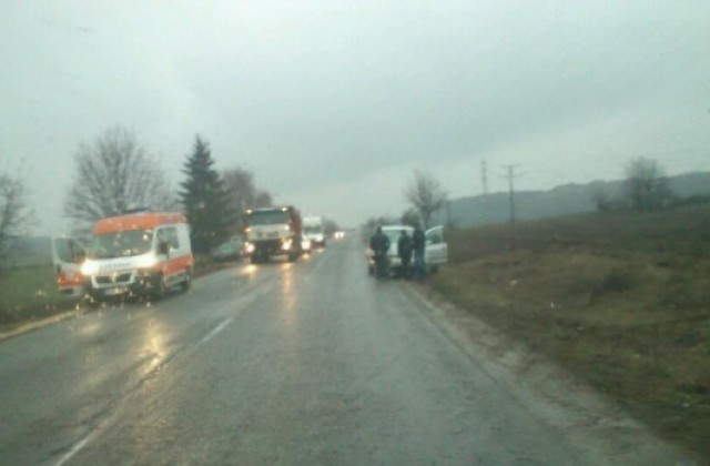 Пак ПТП край Ушинци, без пострадали