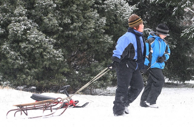 В шест училища са прекратени учебните занятия