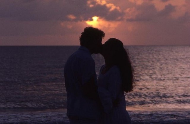 90% от жените помнят в детайли първата си целувка