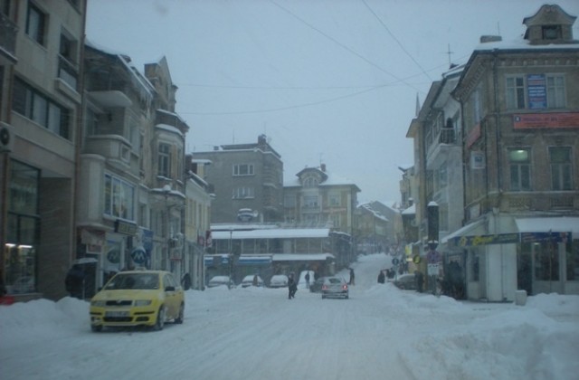 6401 нарушения в Габровска област установиха през 2012-а от Инспекцията по труда