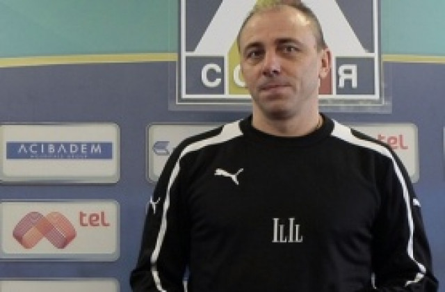 Илиан Илиев критикува своите след 2:2 срещу Шльонск