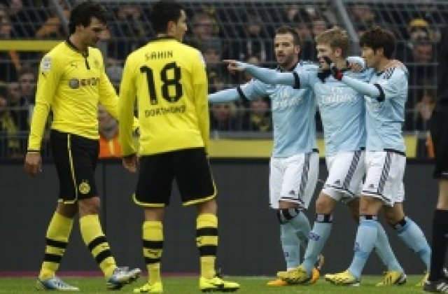ВИДЕО: Дортмунд почти зачеркна титлата след тежка загуба от Хамбургер
