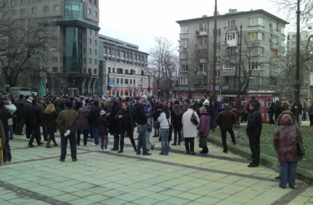Хиляда протестиращи варненци блокираха пътя за Бургас