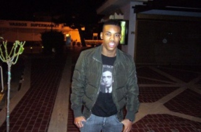 Гари Родригес пристигна при Левски, подписва до часове