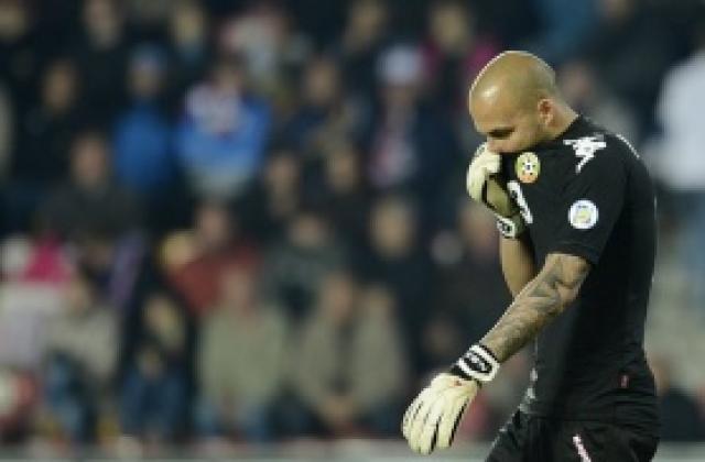 Твенте се издъни, Ники Михайлов с цял мач