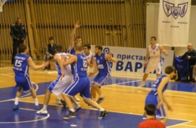 Левски отвя Черно море във Варна