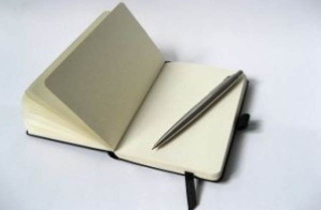 Тримесечен стаж за разследващи журналисти в Париж