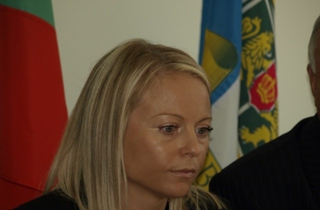 Дани Каназирева против концесията на Централна гара