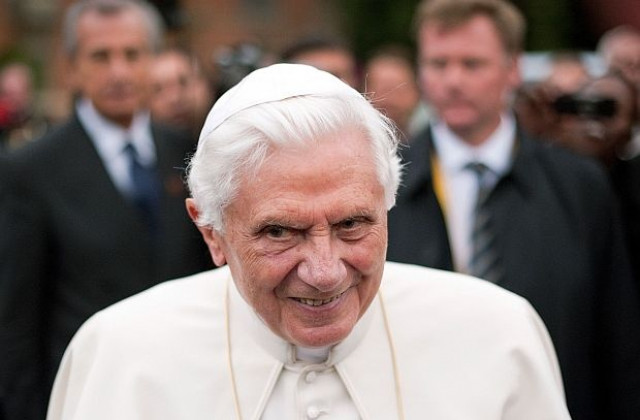 Папа Бенедикт XVI ще се сбогува с вярващите на 27 февруари