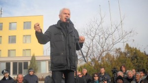 Атака иска оставката на министър Делян Добрев