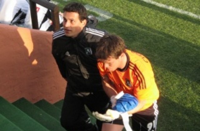 Иван Чворович със съмнения за счупена ръка