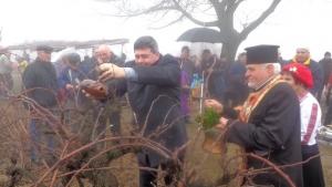 Община Никопол отбеляза празника на виното в село Лозица