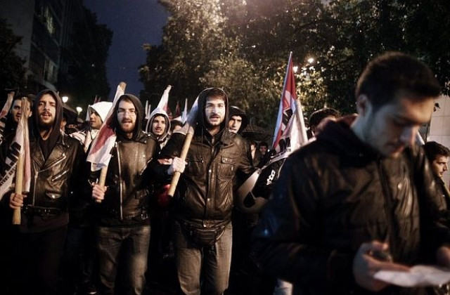 50 арестувани при стълкновения в Атина