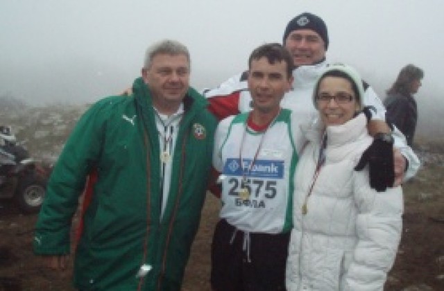Шабан Мустафа и Милка Михайлова спечелиха първото зимно планинско бягане