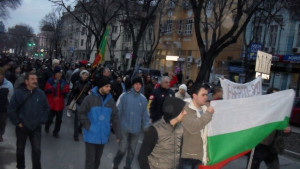 Варненският бунт продължава довечера пак протест