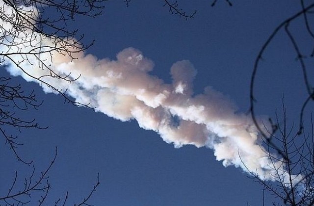 Руският метеорит остава под полицейска охрана