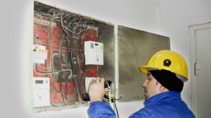 Тръгнаха проверки на електромери заради високите януарски сметки