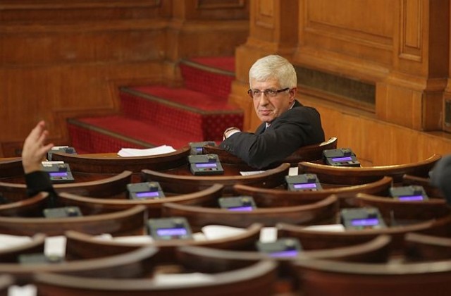 Опозиционен бойкот в енергийната комисия на парламента