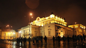 Нужен е нов Обществен договор чрез нова Конституция