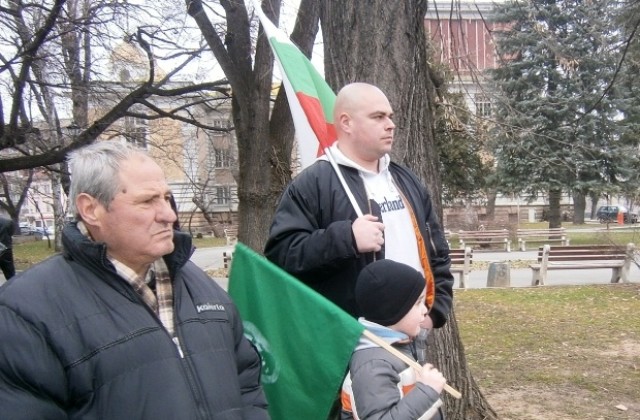 Габровци сведоха глави пред подвига на Апостола