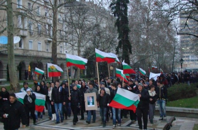 Димитровград се събуди продължава протестите