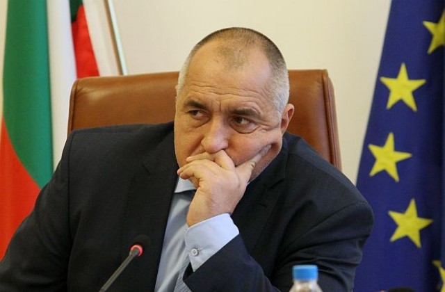 Борисов се държи като обидено дете