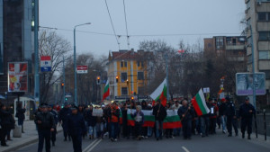 200 души на протеста срещу ЕВН блокираха два булеварда
