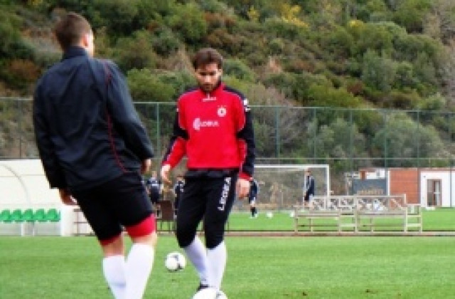 Кириакидис пак тренира с ЦСКА