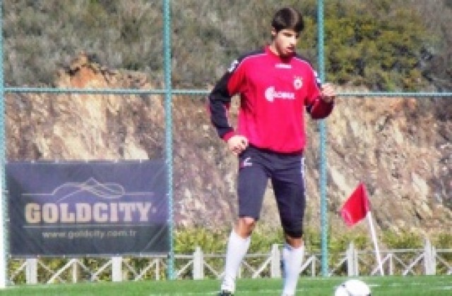 Централен защитник на ЦСКА скъса менискус