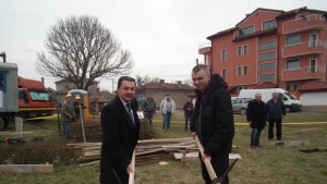 Символична първа копка на Центъра за настаняване на деца и