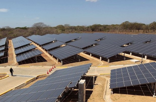 Никарагуа пусна най-голямата слънчева електростанция в Централна Америка