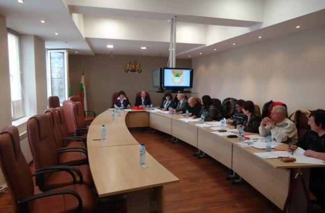 Приеха бюджета на община Стралджа за 2013 г.