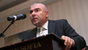 1000 души на ден се записвали във формацията на Марешки