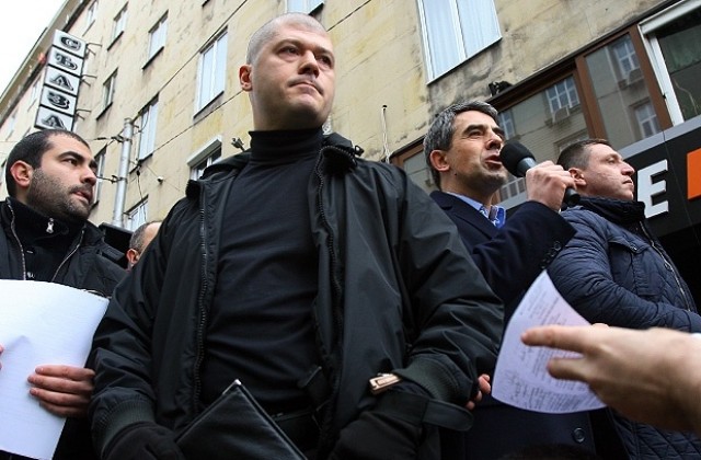 Президентът получи исканията на протестиращите в столицата