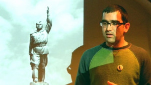 Книга за паметниците на комунизма представи във В Търново фотографът