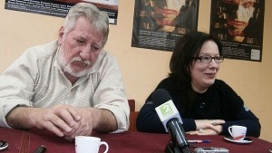 Рашидов подписа с новия директор на театъра