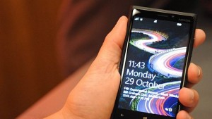 Nokia пуска евтини смартфони с Windows 8