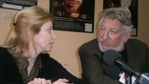 Асенова Идвам в Благоевград за да работя за театъра